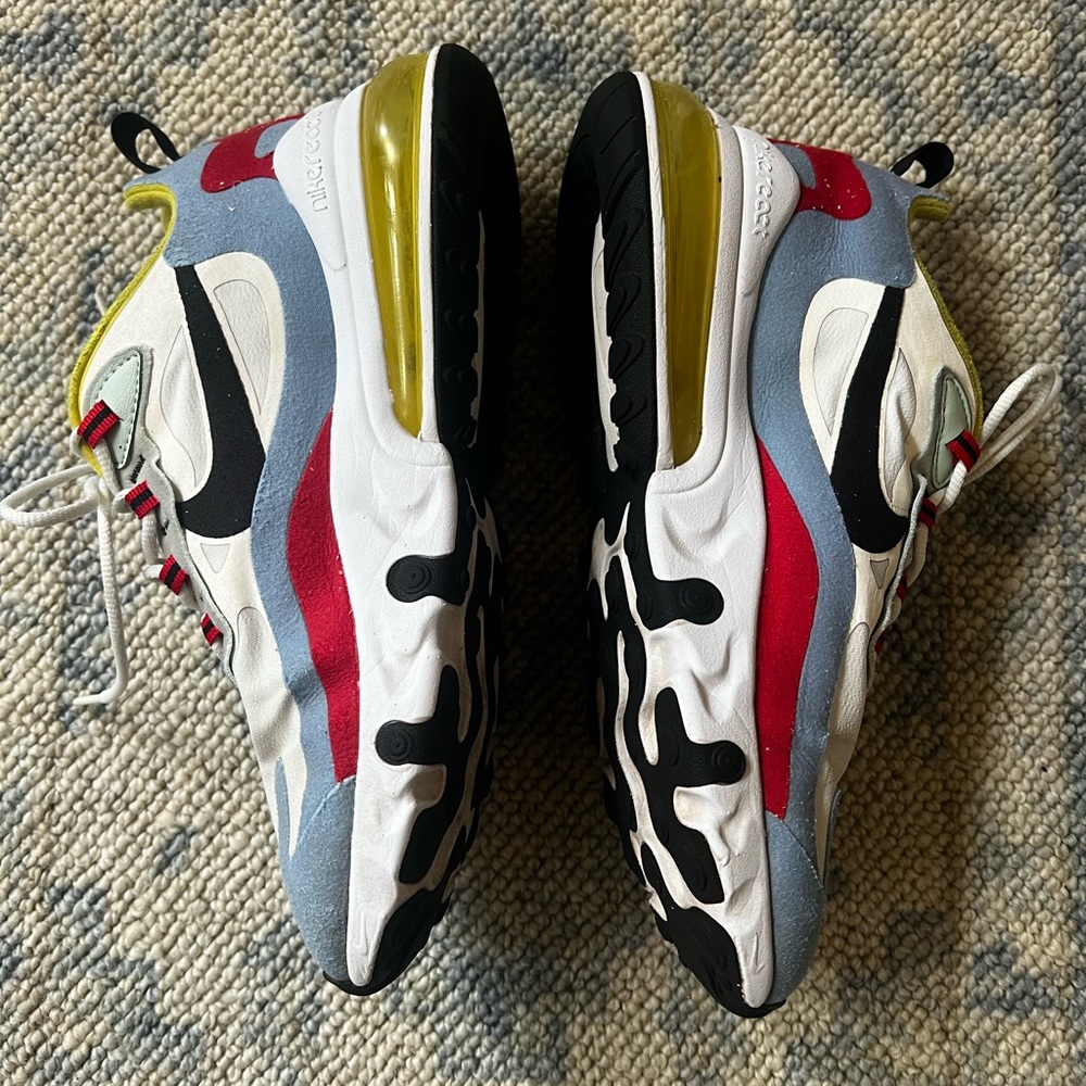 Women’s Nike Air Max 270, size 8